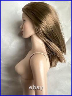 Tonner Nude 2008 Ultra Basic Tyler Wentworth #2 Brunette 16 SIGNED Fashion Doll