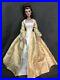 Tonner-Pirates-of-the-Caribbean-doll-ELIZABETH-SWANN-in-COURT-GOWN-DOLL-01-jt