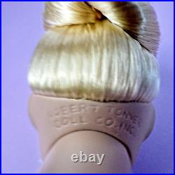 Tonner Platinum Blonde GLAMOUR TYLER 16 Doll Waltz Coral top & skirt 1999 GEN Z
