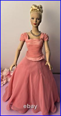 Tonner Platinum Blonde GLAMOUR TYLER 16 Doll Waltz Coral top & skirt 1999 GEN Z
