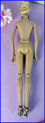 Tonner Platinum Blonde GLAMOUR TYLER 16 Doll Waltz Coral top & skirt 1999 GEN Z