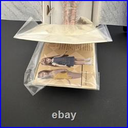 Tonner RTW Satin Sydney Chase Doll LE 1000 NIB Brass Horse Exclusive TW9320 16