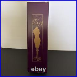 Tonner RTW Satin Sydney Chase Doll LE 1000 NIB Brass Horse Exclusive TW9320 16