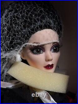 Tonner Re-Imagination-Doll Mad About Tea-NRFB-LE 125