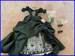 Tonner Re-Imagination Eye of the Beholder OUTFIT ONLY Halloween Ellowyne