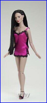 Tonner Rtw Angelina 16 Doll-exclusive To Dream Dolls Gallery