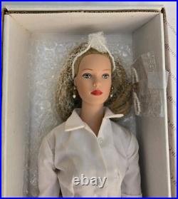 Tonner Signature Style Blonde Hair Doll 99802 Tyler Wentworth NIB 1999 Complete