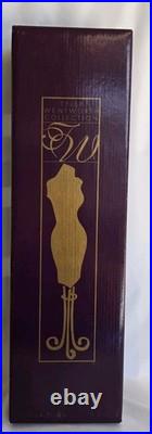Tonner Signature Style Blonde Hair Doll 99802 Tyler Wentworth NIB 1999 Complete
