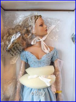 Tonner Stroke of Midnight 16 Sydney Chase as Cinderella (Please Read)