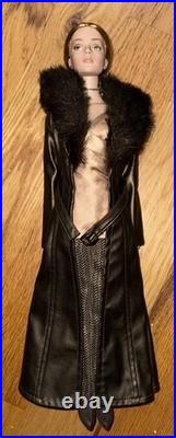 Tonner Sumptuous Doll & Outfit 16 Tyler Wentworth Fashion Doll