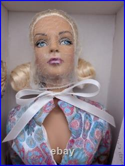 Tonner Sydney Chase Ice Blue TW2409 16 Doll Tyler Wentworth NRFB NEW RARE