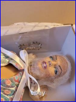 Tonner Sydney Chase Ice Blue TW2409 16 Doll Tyler Wentworth NRFB NEW RARE