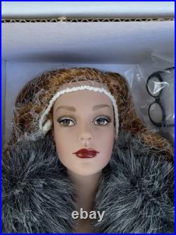 Tonner Sydney Chase Mover & Shaker Doll 16 NRFB Redhead TW3203 Tyler Wentworth