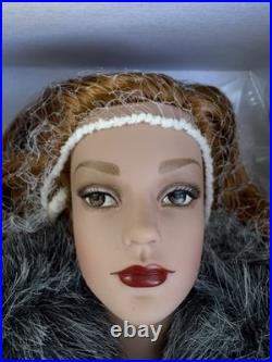 Tonner Sydney Chase Mover & Shaker Doll 16 NRFB Redhead TW3203 Tyler Wentworth