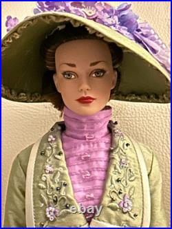 Tonner Sydney Riverfront Park Promenade doll MIB