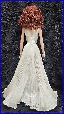Tonner Sydney Winter Flame Dressed Doll BW Body 2006 LE300