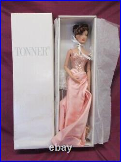 Tonner T9AGDD01 Dancing with a Star 16 doll in box