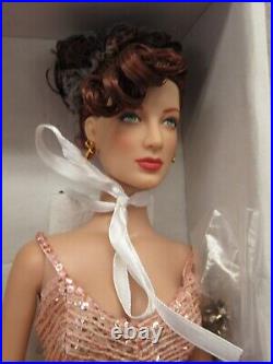 Tonner T9AGDD01 Dancing with a Star 16 doll in box