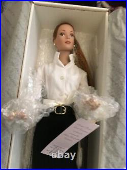 Tonner TW0113 signature style BA Tyler Wentworth box, doll shipper one owner