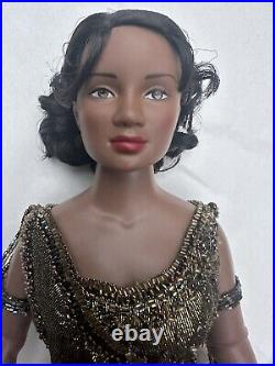 Tonner TYLER 16 2005 CHICAGO MUSICAL MAMA MORTON AFRICAN AMERICAN FASHION DOLL