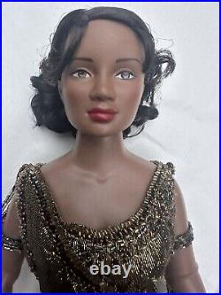 Tonner TYLER 16 2005 CHICAGO MUSICAL MAMA MORTON AFRICAN AMERICAN FASHION DOLL