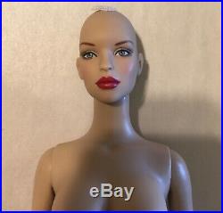Tonner TYLER 16 2012 SHORT AND SASSY PEGGY HARCOURT Fashion Doll NUDE LE 300 BW