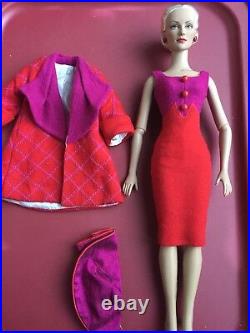 Tonner TYLER 2004 CITY SOPHISTICATE DAPHNE Doll Dressed LE 1500 Fashion Doll