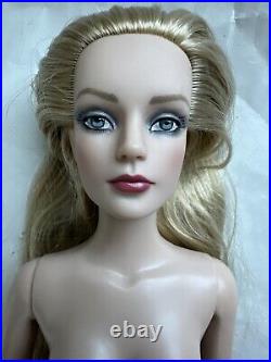 Tonner TYLER 2009 ULTRA BASIC SYDNEY CHASE 16Fashion Doll BW Body LE 300 No Box