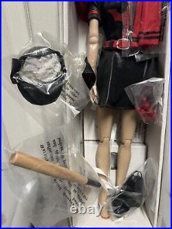 Tonner TYLER 2016 DC STARS BOMBSHELL BATWOMAN 16 DRESSED FASHION DOLL LE 500