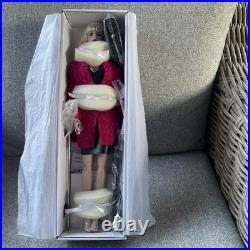 Tonner TYLER DC WONDER WOMAN COLLECTION 2015 DIANA PRINCE 16 FASHION DOLL NRFB