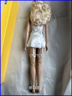 Tonner TYLER DICK TRACY 2008 SIMPLY BREATHLESS 16 DRESSED Fashion Doll BW Body