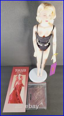 Tonner TYLER WENTWORTH 16 Blonde Hair Doll Black Lingerie with TAG (1)