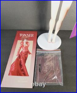 Tonner TYLER WENTWORTH 16 Blonde Hair Doll Black Lingerie with TAG (1)