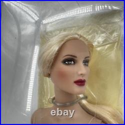 Tonner TYLER WENTWORTH 16 ULTRA BASIC Shauna Platinum Blond NRFB + COA
