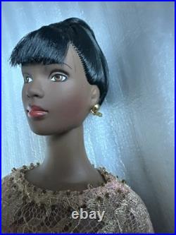 Tonner TYLER WENTWORTH 2000 Collection COVER GIRL ESME 16 DRESSED FASHION DOLL