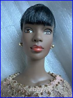 Tonner TYLER WENTWORTH 2000 Collection COVER GIRL ESME 16 DRESSED FASHION DOLL
