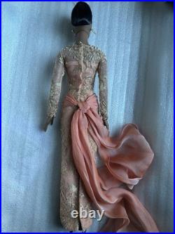 Tonner TYLER WENTWORTH 2000 Collection COVER GIRL ESME 16 DRESSED FASHION DOLL