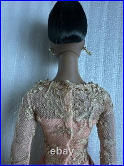 Tonner TYLER WENTWORTH 2000 Collection COVER GIRL ESME 16 DRESSED FASHION DOLL