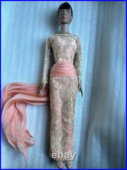 Tonner TYLER WENTWORTH 2000 Collection COVER GIRL ESME 16 DRESSED FASHION DOLL