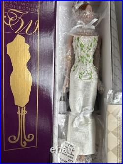 Tonner TYLER WENTWORTH 2000 UFDC CHICAGO SOPHISTICATE 16 FASHION DOLL NRFB LE