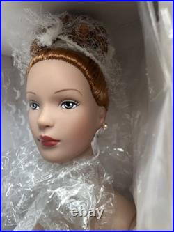 Tonner TYLER WENTWORTH 2000 UFDC CHICAGO SOPHISTICATE 16 FASHION DOLL NRFB LE