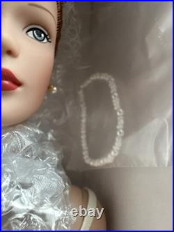 Tonner TYLER WENTWORTH 2000 UFDC CHICAGO SOPHISTICATE 16 FASHION DOLL NRFB LE