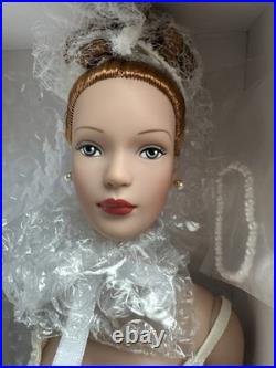 Tonner TYLER WENTWORTH 2000 UFDC CHICAGO SOPHISTICATE 16 FASHION DOLL NRFB LE