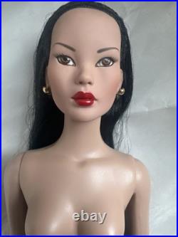 Tonner TYLER WENTWORTH 2001 NUDE FIRST APPOINTMENT MEI LI 16 Fashion Doll LE