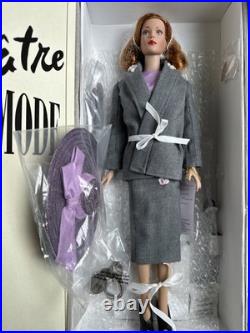 Tonner TYLER WENTWORTH 2001 Theatre De La Mode LONGCHAMP FLEURI 16 FASHION DOLL Tonner TYLER WENTWORTH 2001 Theatre De La Mode LONGCHAMP FLEURI 16 FASHION DOLL