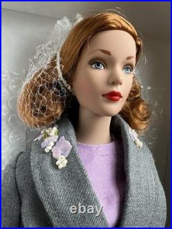 Tonner TYLER WENTWORTH 2001 Theatre De La Mode LONGCHAMP FLEURI 16 FASHION DOLL Tonner TYLER WENTWORTH 2001 Theatre De La Mode LONGCHAMP FLEURI 16 FASHION DOLL