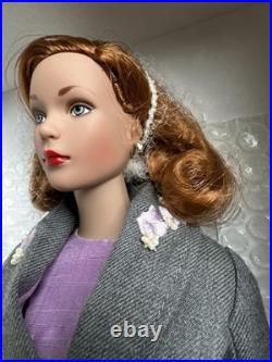 Tonner TYLER WENTWORTH 2001 Theatre De La Mode LONGCHAMP FLEURI 16 FASHION DOLL Tonner TYLER WENTWORTH 2001 Theatre De La Mode LONGCHAMP FLEURI 16 FASHION DOLL