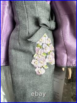 Tonner TYLER WENTWORTH 2001 Theatre De La Mode LONGCHAMP FLEURI 16 FASHION DOLL Tonner TYLER WENTWORTH 2001 Theatre De La Mode LONGCHAMP FLEURI 16 FASHION DOLL
