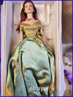 Tonner TYLER WENTWORTH 2002 Collection PAPILLION DRESSED 16 FASHION DOLL LE2000