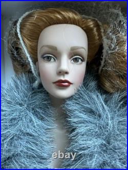 Tonner TYLER WENTWORTH 2002 MOVER & SHAKER SYDNEY CHASE 16 FASHION DOLL NRFB LE